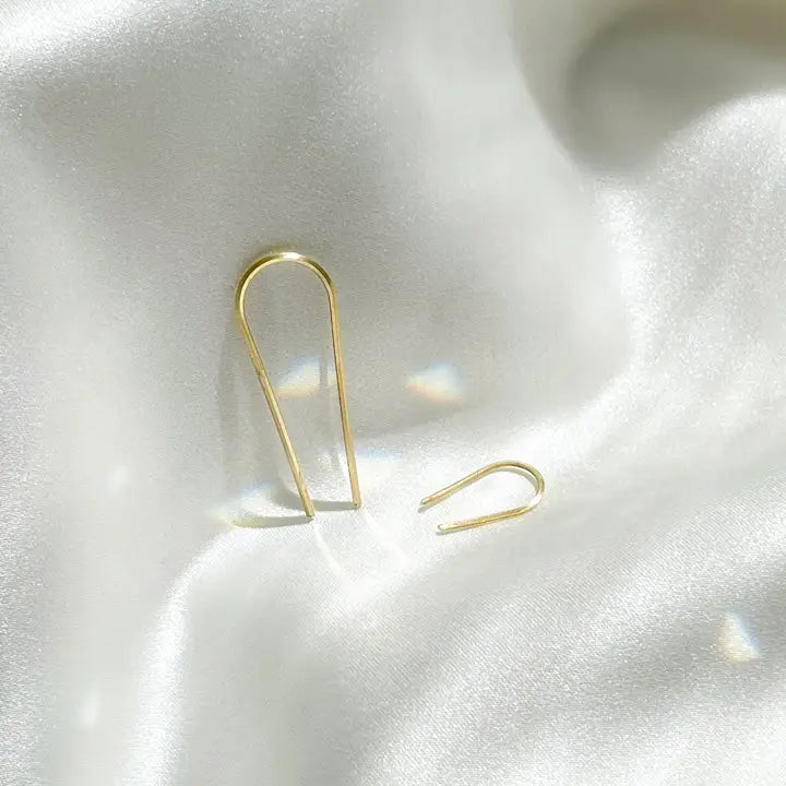 Thread Minimal Brass Earrings